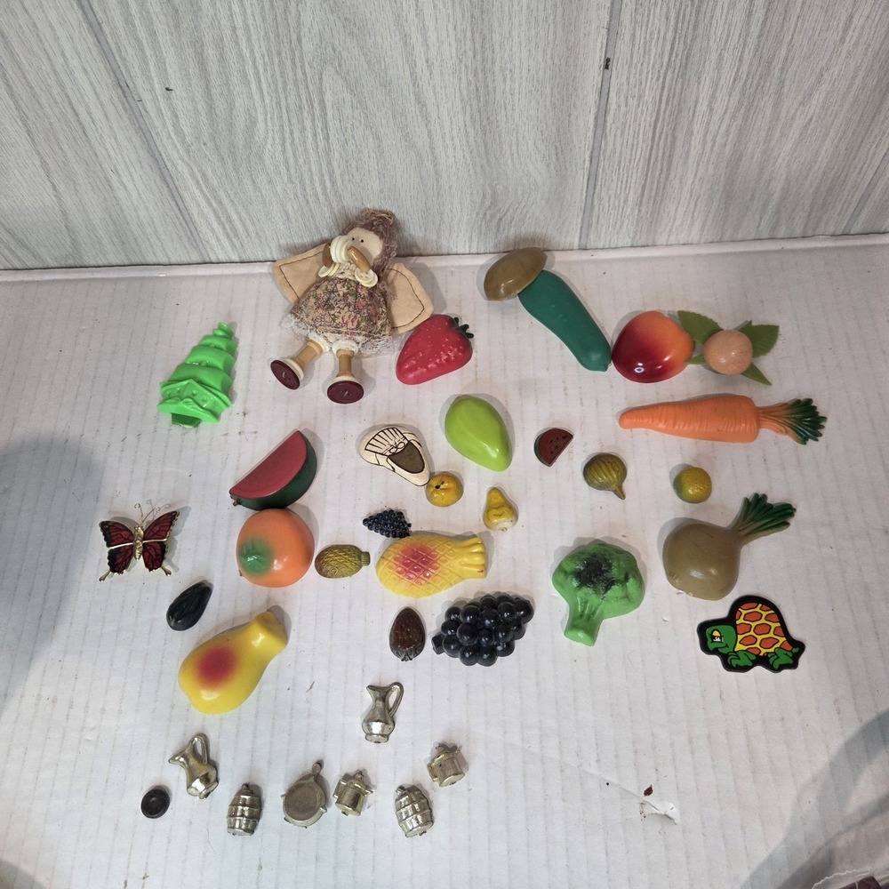 Vtg Lot 35 Kitsch Plastic Fruit Veggie Refrigerator Fridge Magnets Anthro